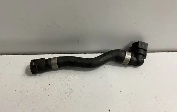 BMW X5 F15 Engine coolant pipe/hose 8517591