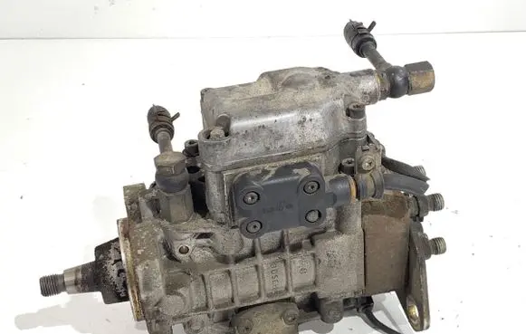 Volkswagen II LT Fuel injection high pressure pump 074130115B