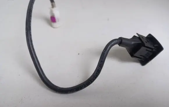Mercedes-Benz E C207 W207 USB socket connector A1728200515-MERC 1728200515