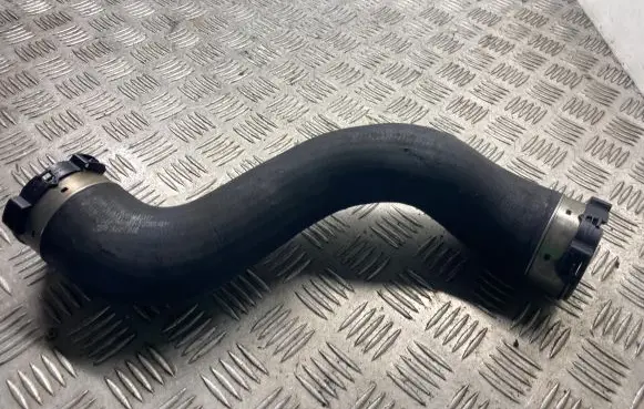 Mercedes-Benz E W212 Intercooler hose/pipe A21252280000