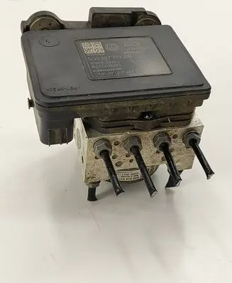 Volkswagen Golf VII ABS Pump 5Q0907379AB 10062236401 10091543483