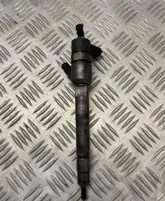 KIA Sportage Fuel injector 338002f300 0445110374