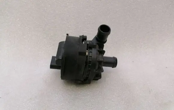 Porsche Taycan 9J1 Electric auxiliary coolant/water pump 9J1965567B