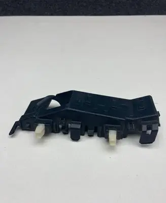 Hyundai Tucson TL Front bumper mounting bracket 86513-D3000