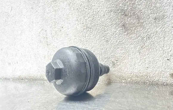 Opel Corsa C Oil filter cover 9680646