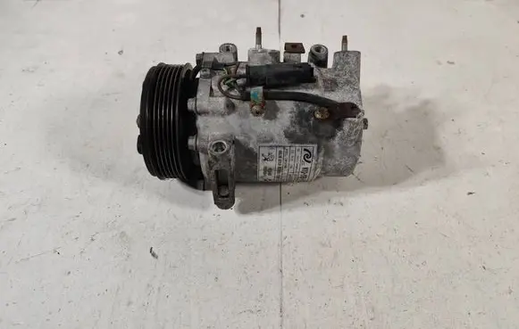 Peugeot 208 II Air conditioning (A/C) compressor (pump) 9827596080