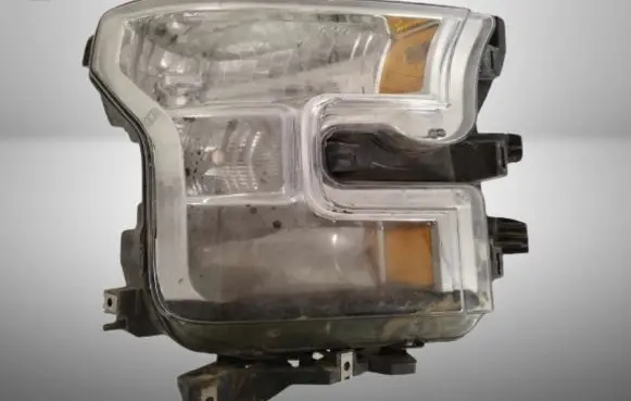 Ford F150 Headlight/headlamp