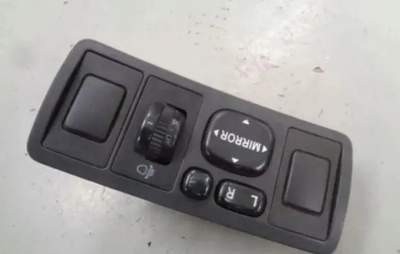 Toyota Avensis T250 Other switches/knobs/shifts