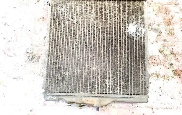 Honda HR-V Coolant radiator
