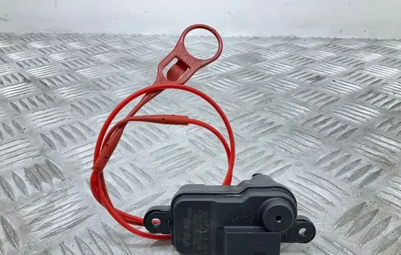Audi A6 Allroad C7 Fuel tank cap lock 8V0862153B