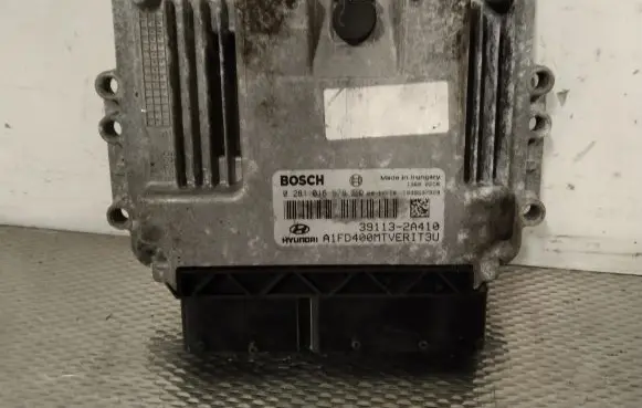 Hyundai i30 Engine control unit/module 0281016578 391132A410