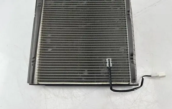 Toyota C-HR I Air conditioning (A/C) radiator (interior) 02E17A8825