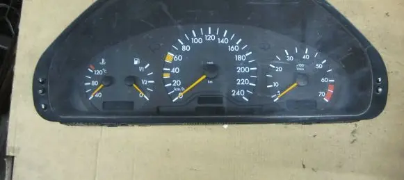 Mercedes-Benz C W202 Speedometer (instrument cluster) 2025401648