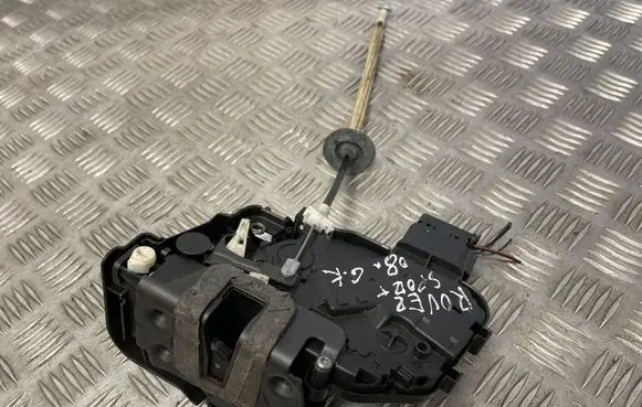 Land Rover Range Rover Sport L320 Rear door lock FQM000157