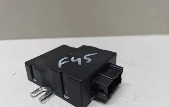 BMW 2 F45 Fuel injection pump control unit/module 7476687 26043152A 12032017