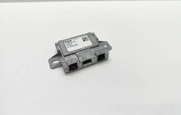 BMW 7 G11 G12 Aerial antenna amplifier 9128982 912898201 21889810