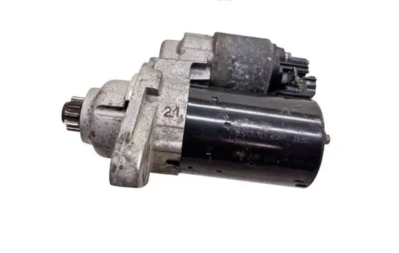 Volkswagen Golf VI Starter motor 02Z911023E