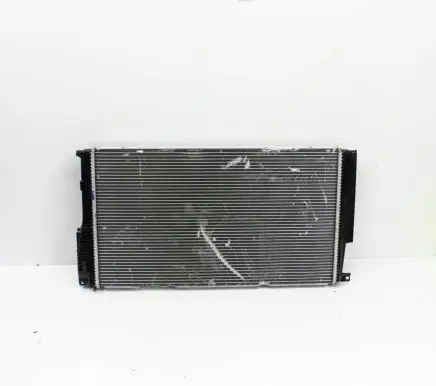 BMW 3 GT F34 Coolant radiator 7618807
