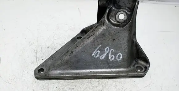 BMW 5 E60 E61 Engine mounting bracket 2211767114901 TF1960211