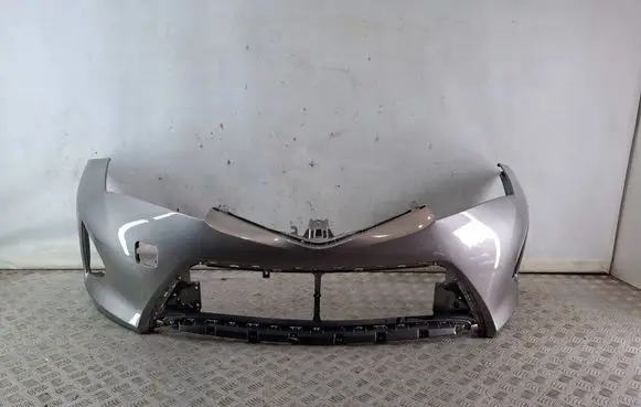 Toyota Auris E180 Front bumper 521190Z923 2320110 2320112