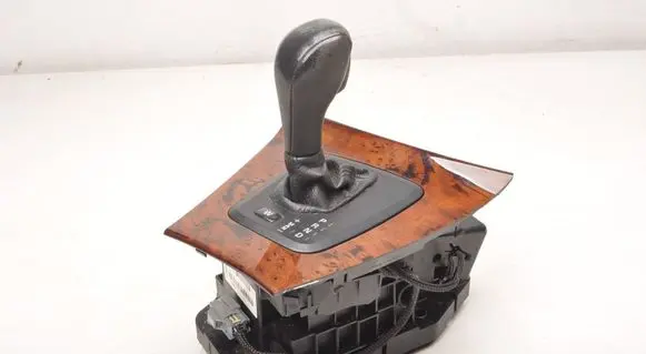 Volvo V70 Gear shifter/selector 30759280