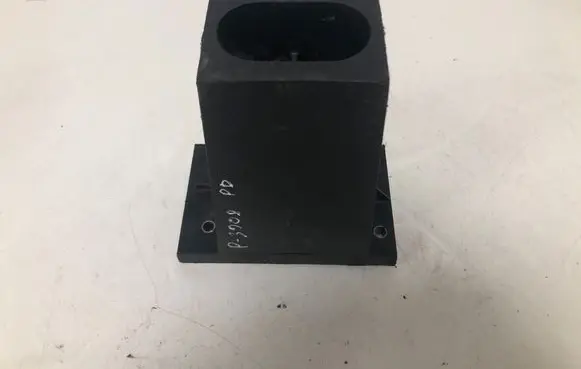 Peugeot 3008 I Front bumper mounting bracket 9658842180
