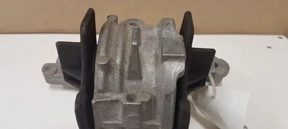 Peugeot 407 Engine mount bracket 326B95