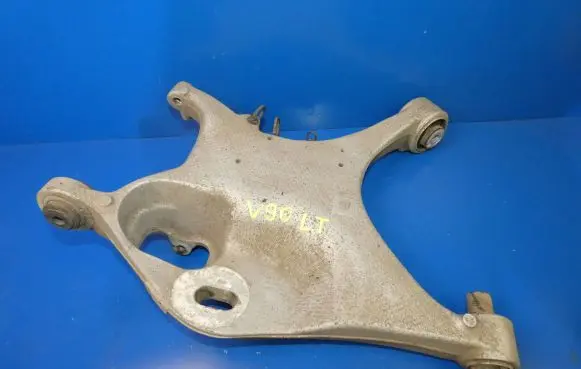 Volvo S90, V90 Rear suspension control arm 32246504