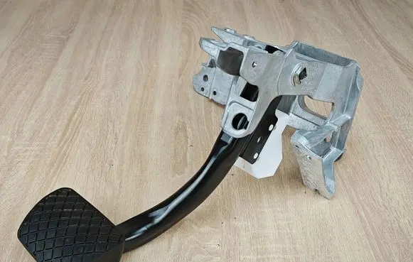 Audi A4 S4 B9 Brake pedal bracket assembly 8W1723117
