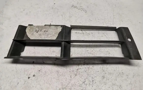 BMW 5 E39 Front bumper lower grill 511182356429