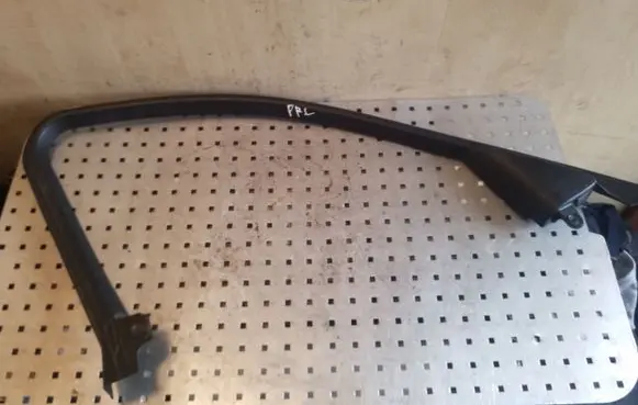 BMW 3 F30 F35 F31 Other front door trim element 08243Z03