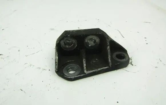 Opel Vectra A Engine mounting bracket 