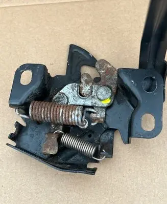 Honda Stream Engine bonnet/hood lock/catch