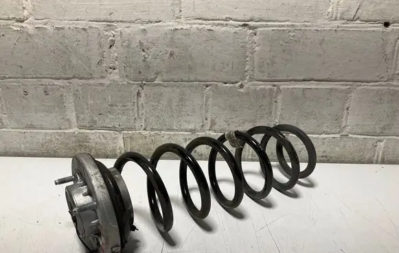 BMW 6 F06 Gran coupe Rear coil spring 139139