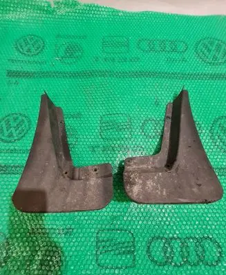 BMW 1 E82 E88 Mudguards set 82160430735 82160430734