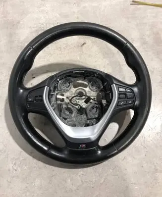 BMW 1 F20 F21 Steering wheel 3372PL71M 62632150 62632000
