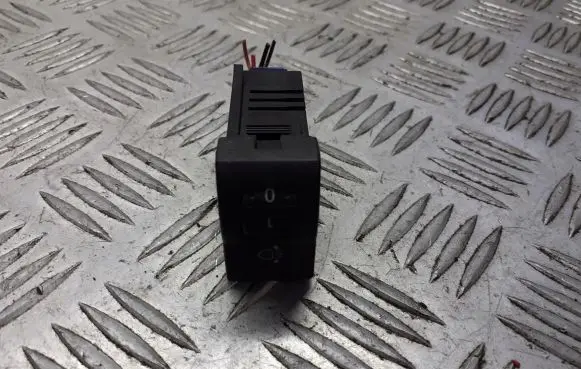 Mazda 3 I Headlight level adjustment motor BP4K666F0