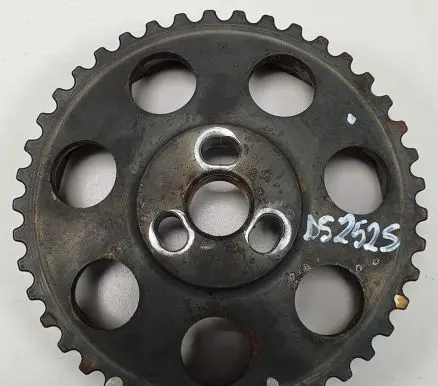 Volvo V70 Camshaft pulley/ VANOS D5252