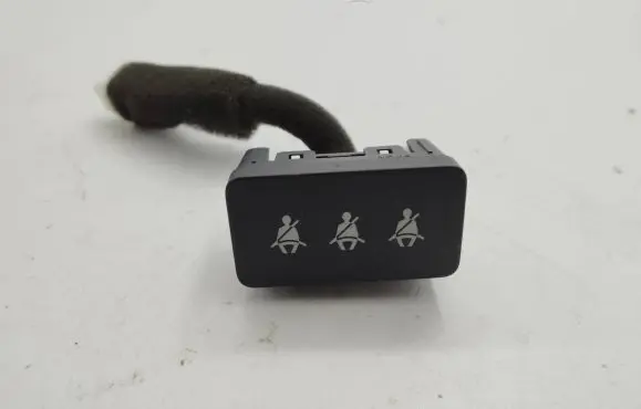 Nissan X-Trail T31 Seat belt warning relay 