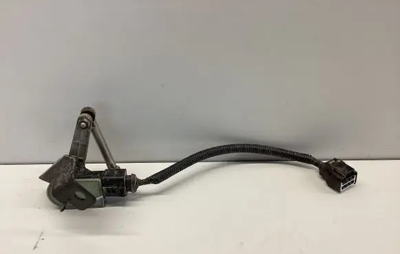 KIA EV6 Rear air suspension level height sensor 92190CV000