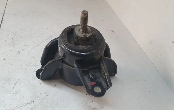 Hyundai i30 Engine mount bracket 21810A5200