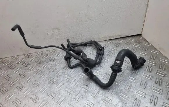 Volkswagen Golf V Vacuum line/pipe/hose 1K0611939B 1K0112041FB