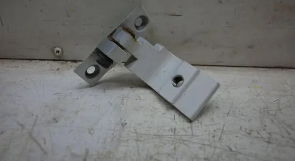 BMW X5M E70 Rear door lower hinge 7160825