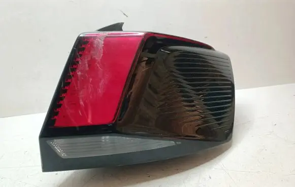 Peugeot 3008 II Rear/tail lights 9810477080 81550201