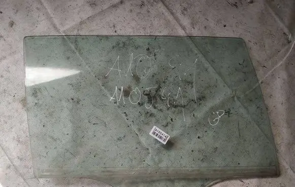 Mazda 6 Rear door window glass as2