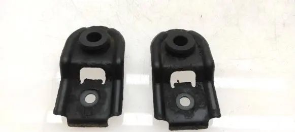 Subaru Legacy Radiator mount bracket