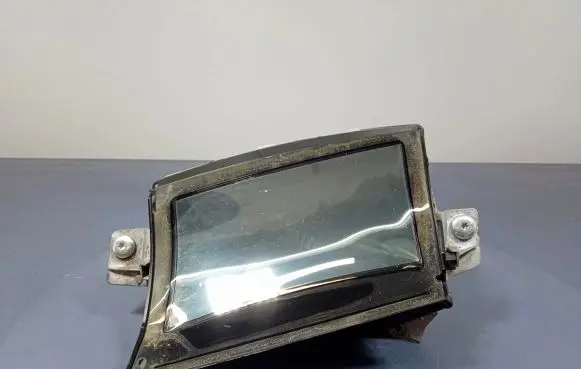 BMW 2 F44 Radio/CD/DVD/GPS head unit 37687601