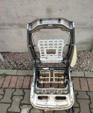 Hyundai Kona I Driver seat console base 66626