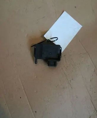 Volkswagen Golf III Air pressure sensor 0261230008