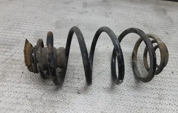 Opel Astra H Rear coil spring